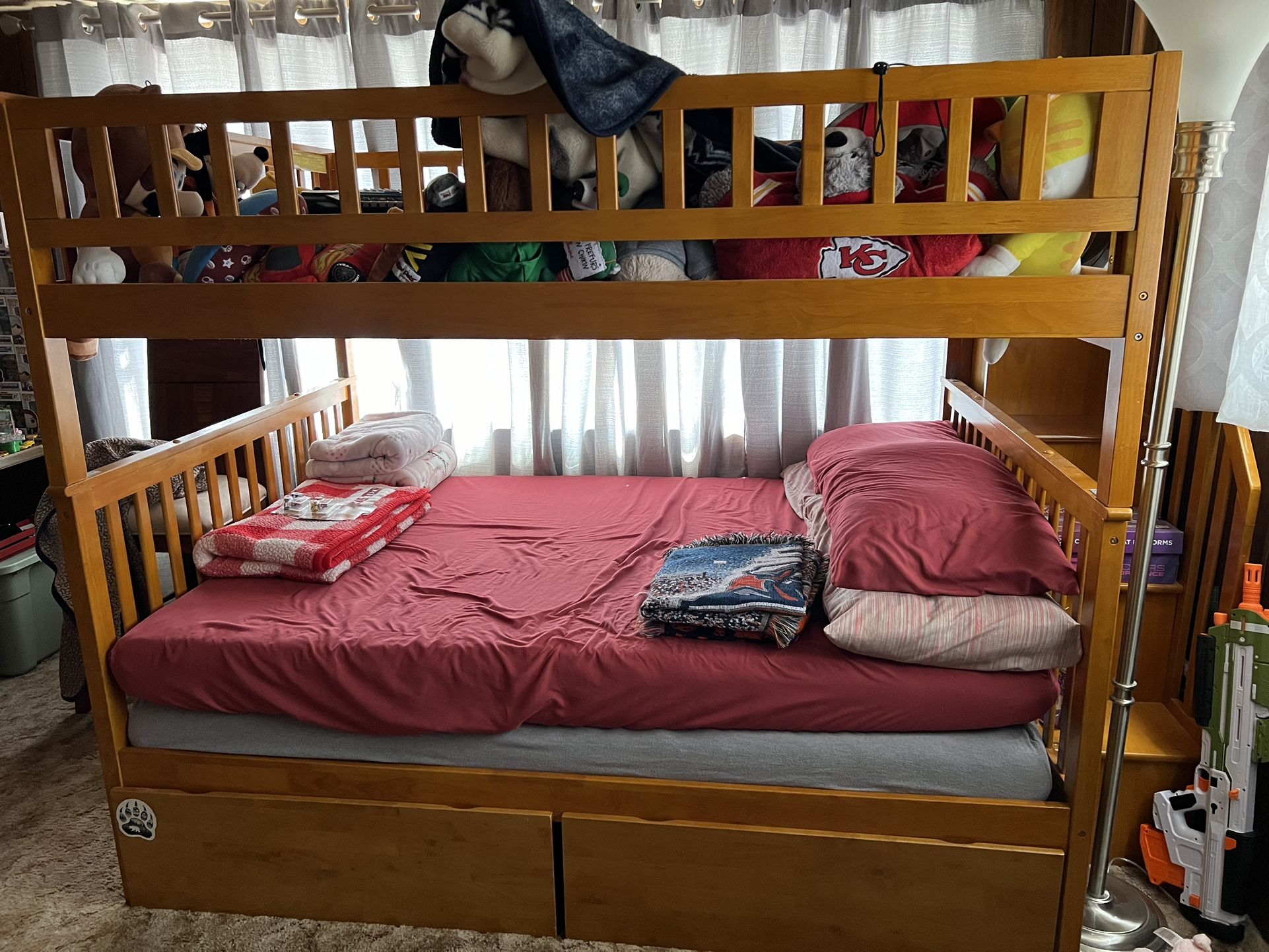 Full Bunk Beds
