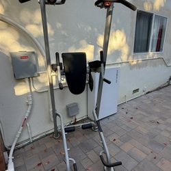 Hoist Fitness VKR / Dip / Pull-Up Tower