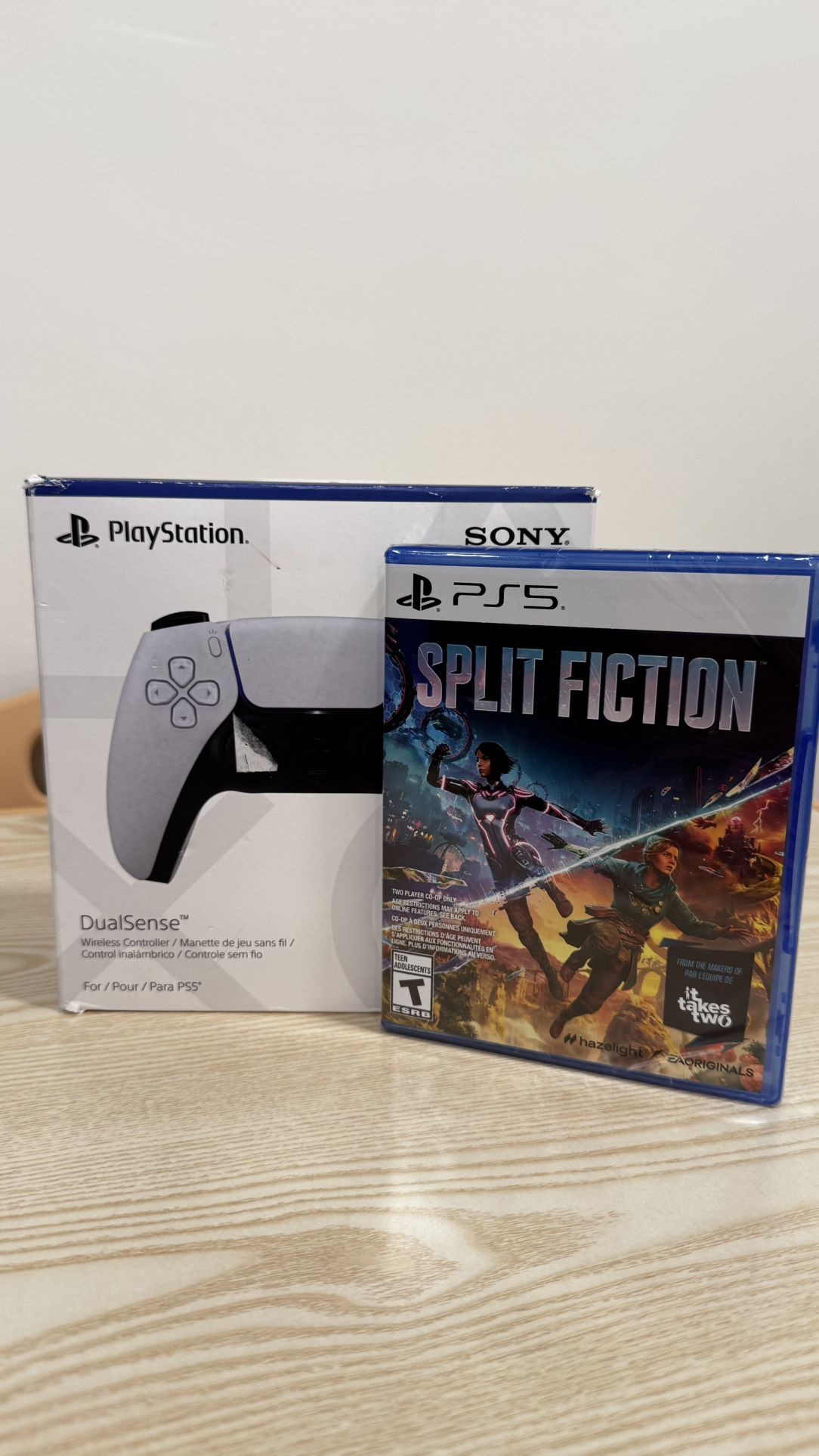Split Fiction and PlayStation 5 - DualSense Wireless Controller