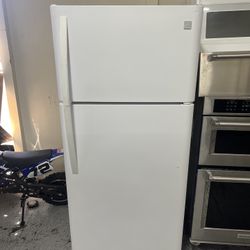 TOP FREEZER KENMORE REFRIGERATOR APARTMENT SIZE