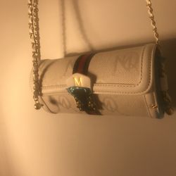 Luomeinisha  Clutch  Bag 