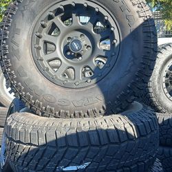 WHEELS PRO COMP 17” BRAND NEW
