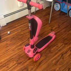 Hurtle Kids Light Up Scooter 