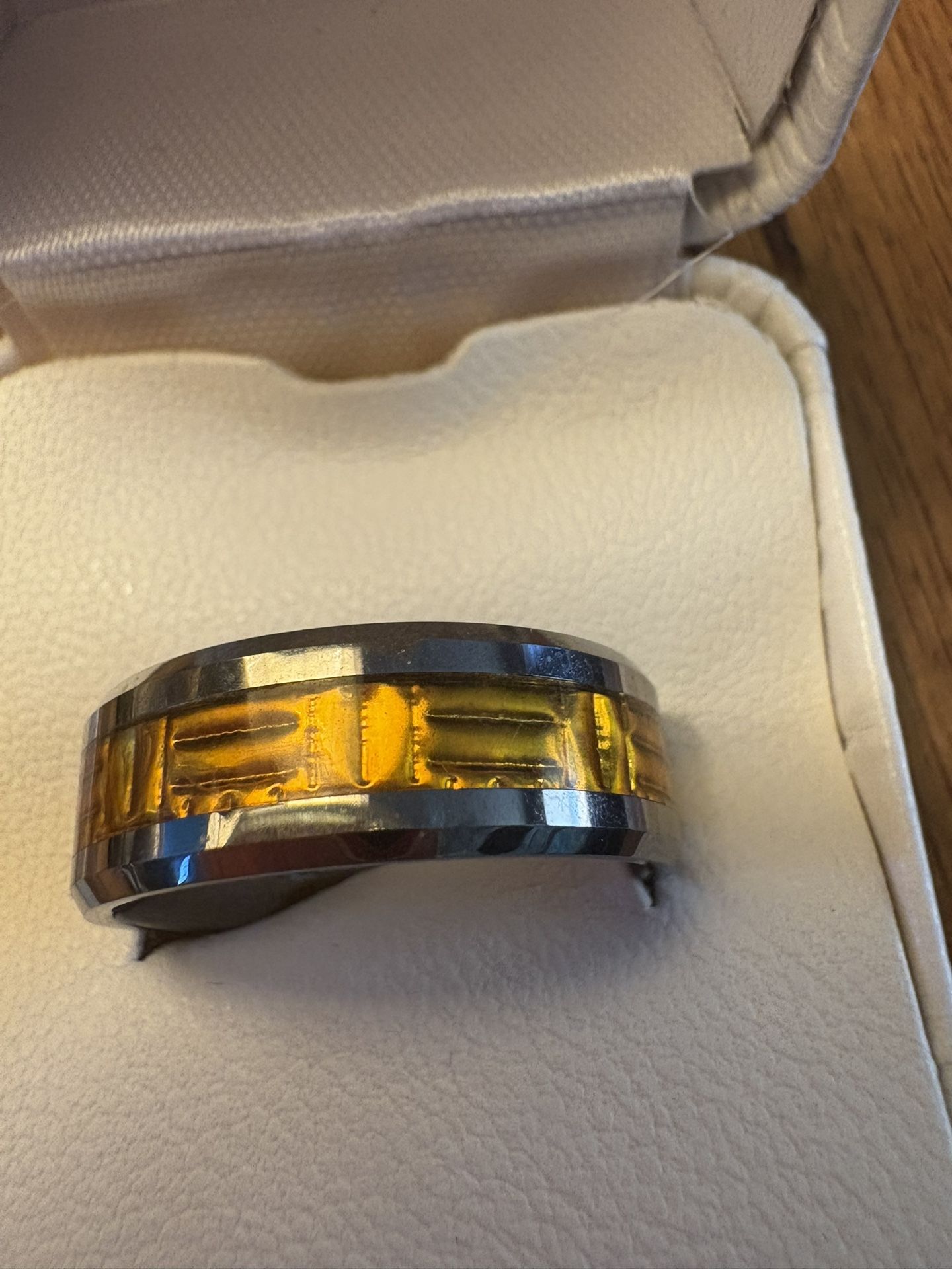 Men’s Wedding Ring
