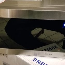 Lg .9cu Ft Smart Microwave