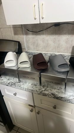Yeezy Slides Multiple Colorways