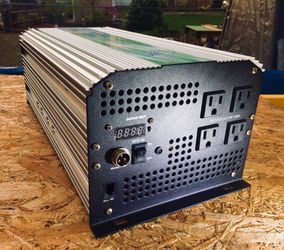 Moving, Must Sell By 10/15 • Brand New 3000W Pure Sine Wave Inverter - 6000W Peak Power!