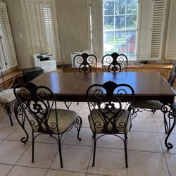 Kitchen Table With Chairs 