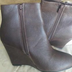 Boots (5)