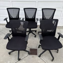 5 Wheel Office Desk Chairs 