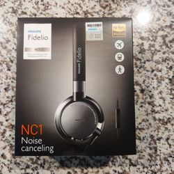 Brand new Philips NC1 Noise Cancelling Headphones 40-mm Drivers losed-Back