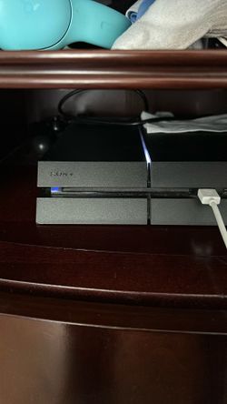 PlayStation 4 slim