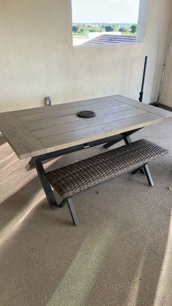 Outdoor Table Set