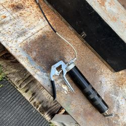 Grease Gun Works Good