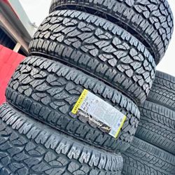 275 55 20 Vendo Un Set De Llantas Nuevas Con Garantía Marca FORCELAND 