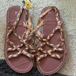 Women’s Breaded Leather Sandals