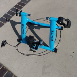 Like New, Magnetic Bike Trainer With All Attachments