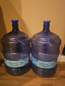 Galones De Agua