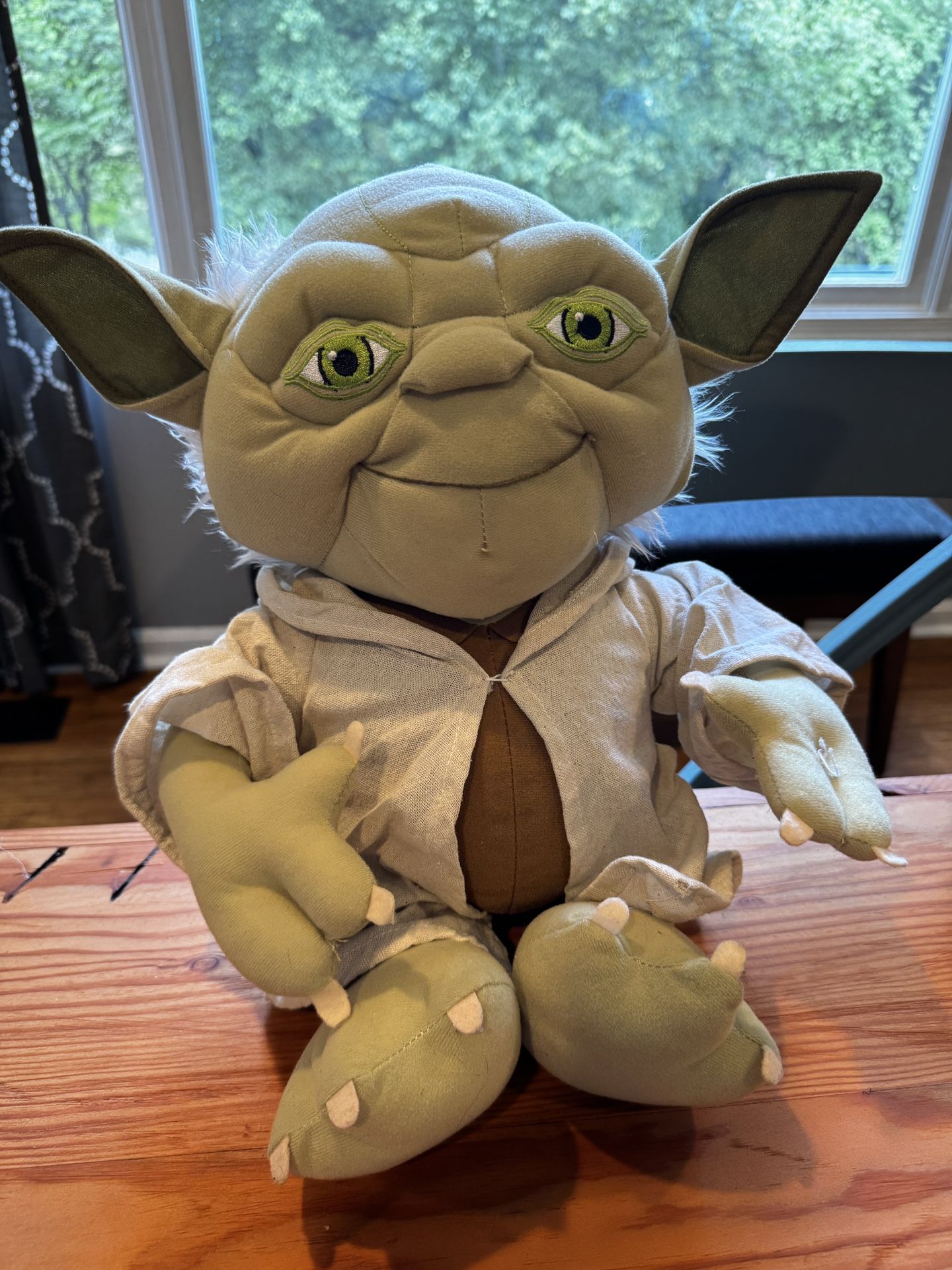 Excellent condition Yoda plush Star Wars stuffed animal