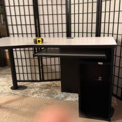 Home/office Desk 54”Lx24”W