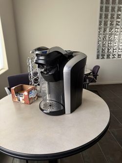 KEURIG COFFEE Machine