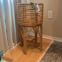 Plant Stand 