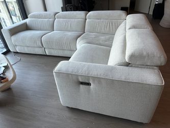 BRIX 4-PIECE MODULAR POWER SECTIONAL COUCH