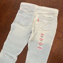New Girls Levi’s Jeans