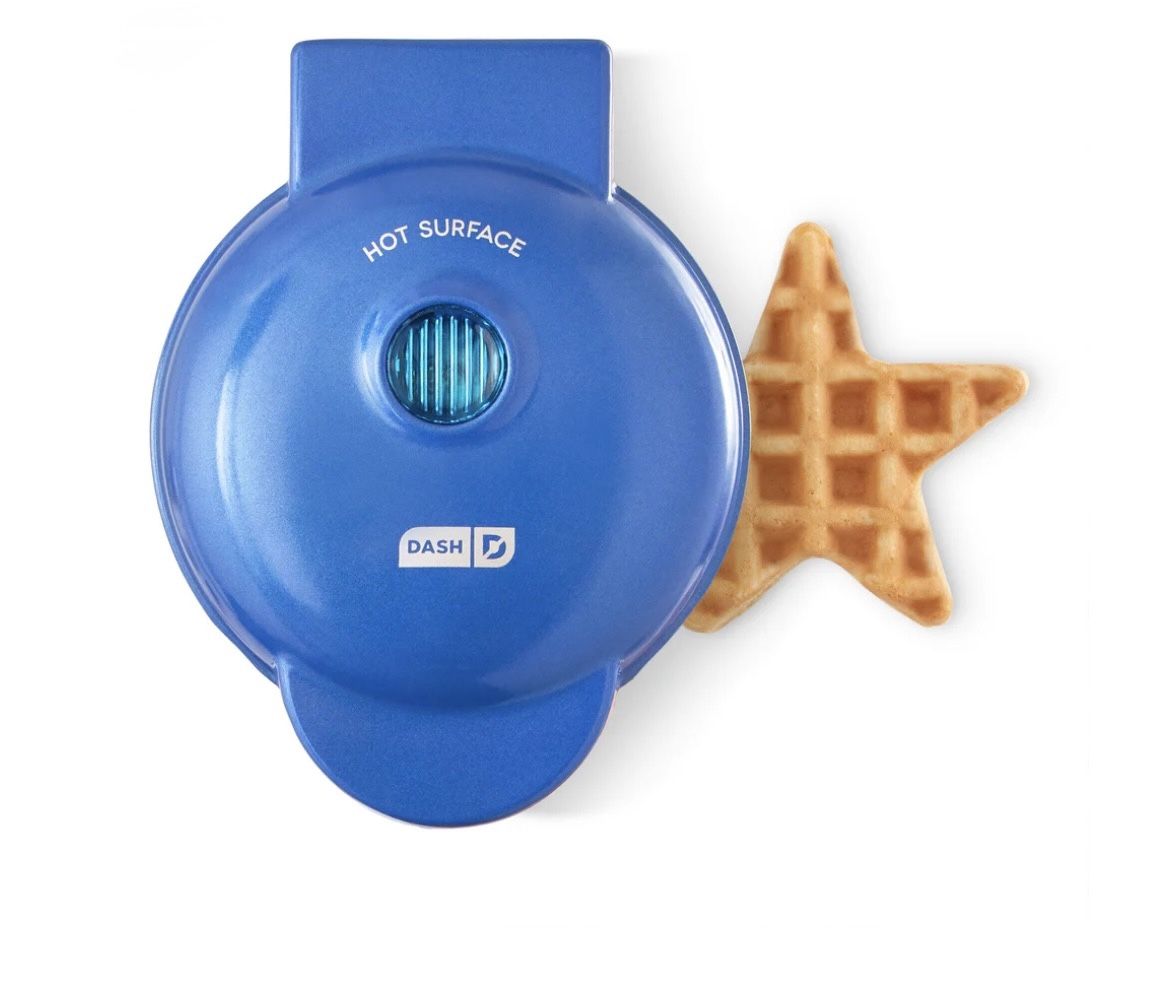 Dash Mini Waffle Maker - Star