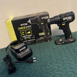 Ryobi one+ hp 30th drill and charger