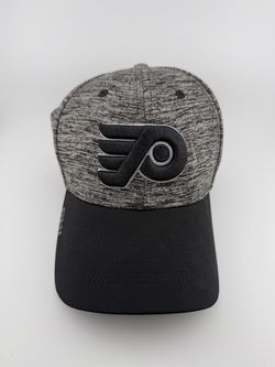Fanatics Philadelphia Flyers Grey A-Flex Fitted Hat Size M/L