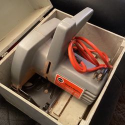 7 1/4" Black And Decker Skill Saw With Custom Storage Box