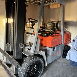 Toyota Forklift 6000LBS