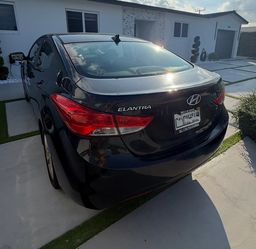 2012 Hyundai Elantra