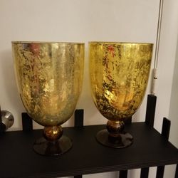 2 Candle holders 