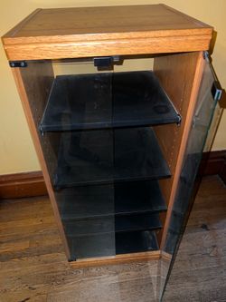 Entertainment/stereo Cabinet