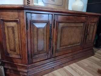 Corner TV Stand