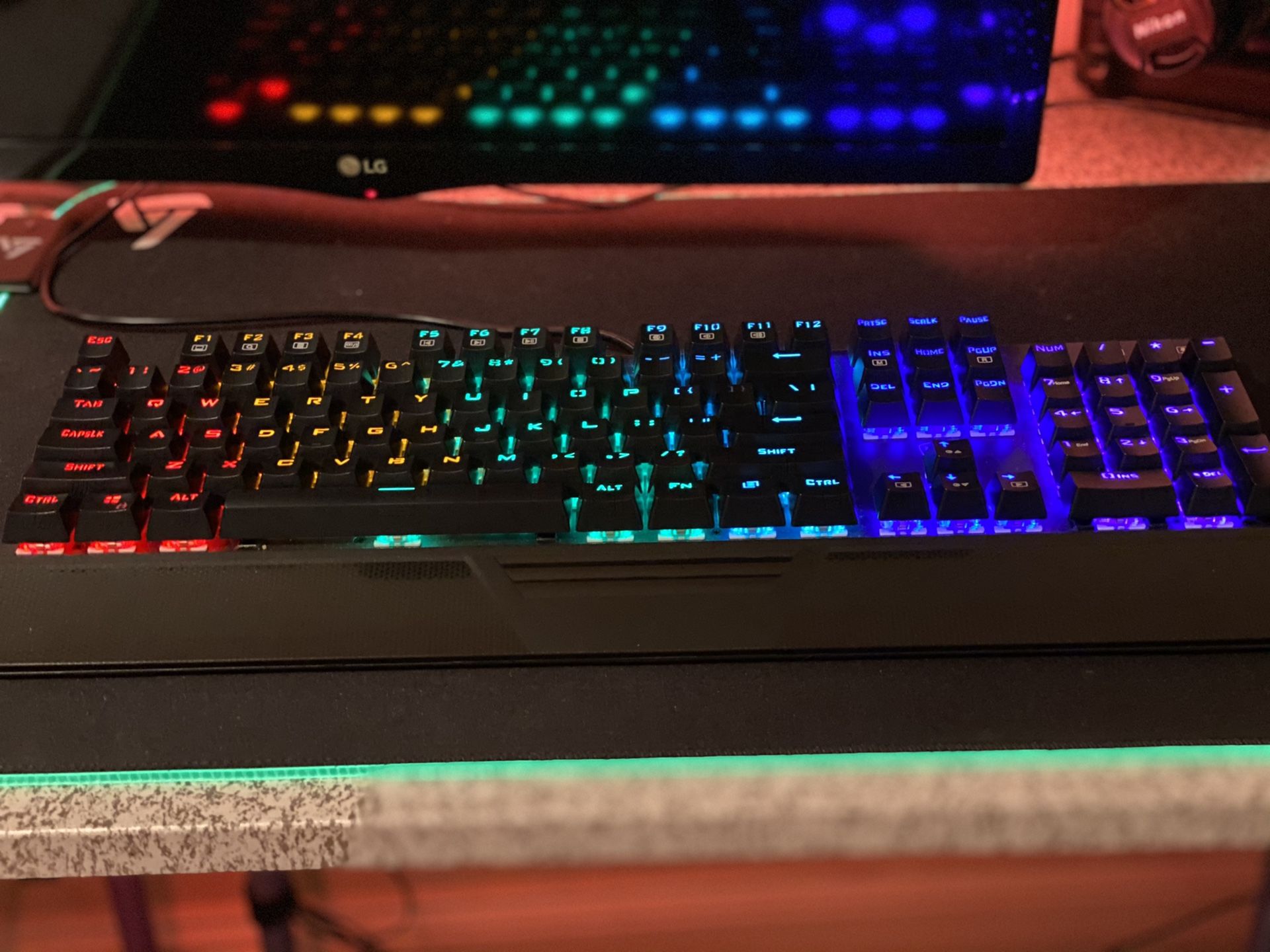 Gaming Mechanical Keyboard (Blue switches)