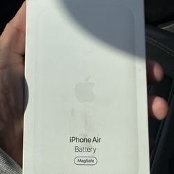 iPhone 17 MagSafe Battery