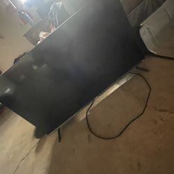 Xbox One 1 Tb 2 Controllers. 36 “ Hisense Roku TV