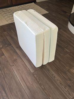 Trifold Memory Foam Mattress Topper with Cover and Case