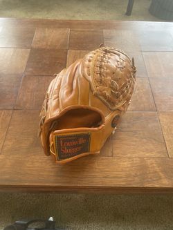 Baseball glove