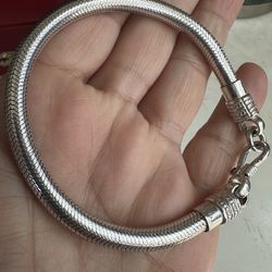 Solid 925 Sterling Silver wide snake chain bracelet , size 8.25in , 43grams , 1.5 ounces , marked 925 , solid hook closure , thick snake chain  on thi