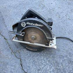 VINTAGE BLACK & DECKER ELECTRIC CIRCULAR 7 1/4" 5300 RPM SAW