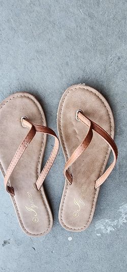 Sandals Size 7