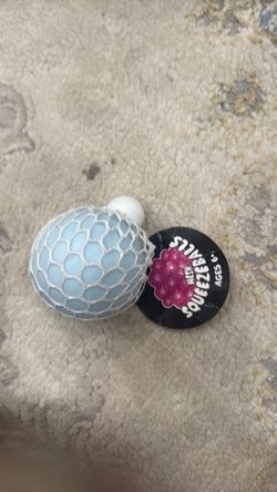 Mesh ball squishy