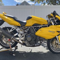 2000 Ducati Supersport 900SS 