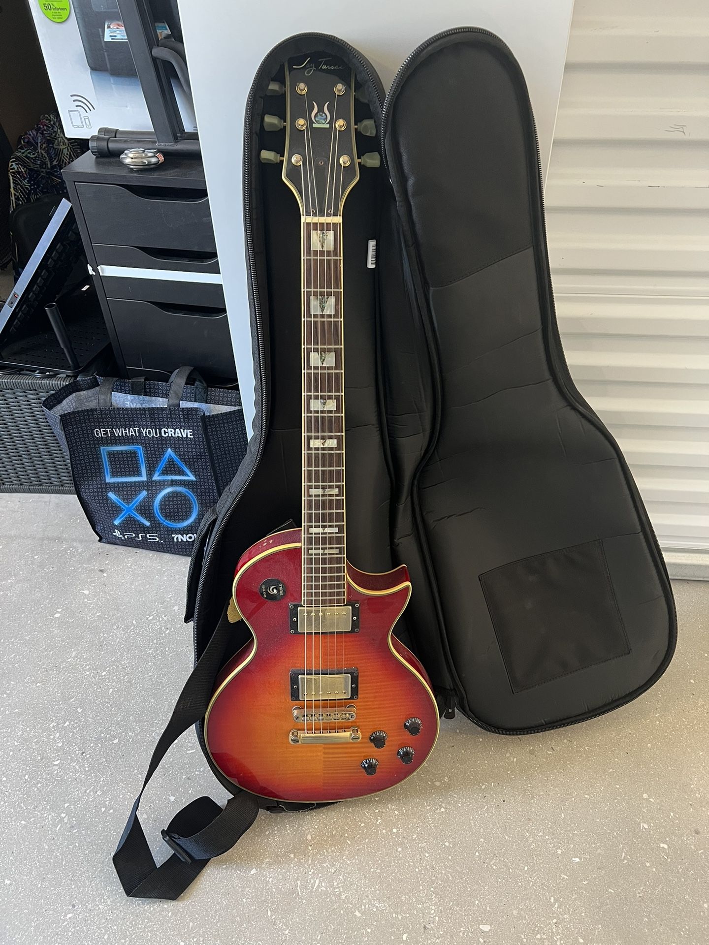 Jay Turser JT-220 Electric Guitar