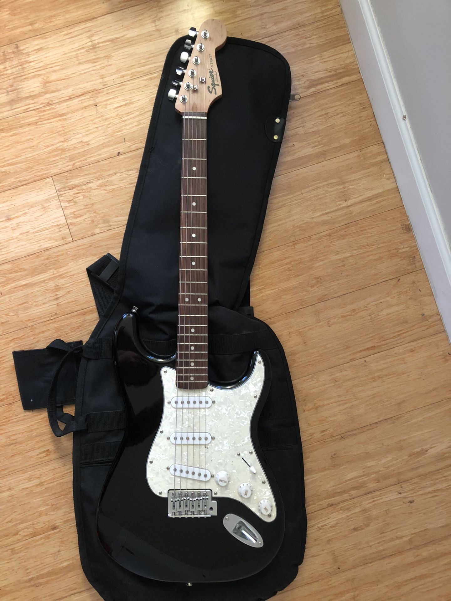 Fender Squire Strat