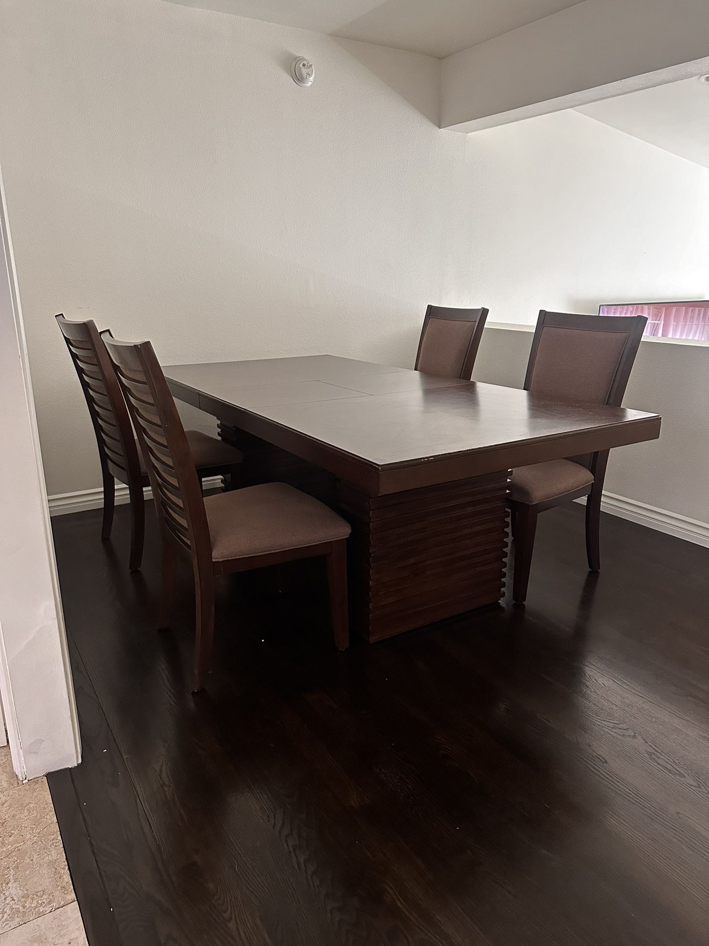 Mahogany Dinner Table